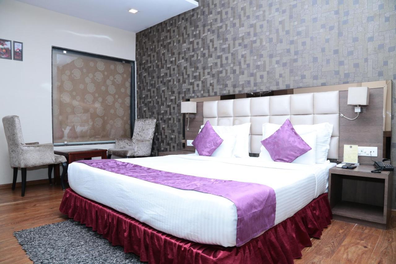 Kc Manor Hotel Jamshedpur Luaran gambar