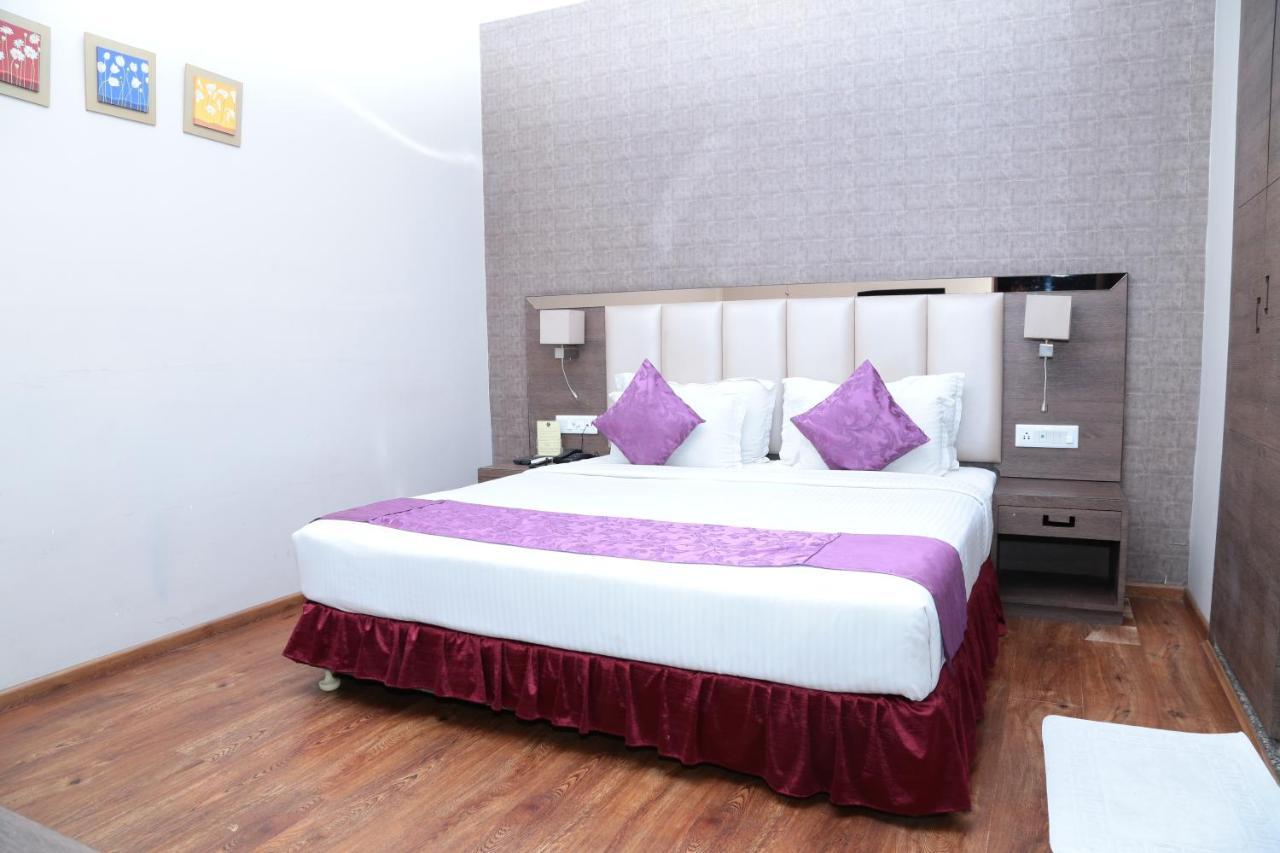 Kc Manor Hotel Jamshedpur Luaran gambar