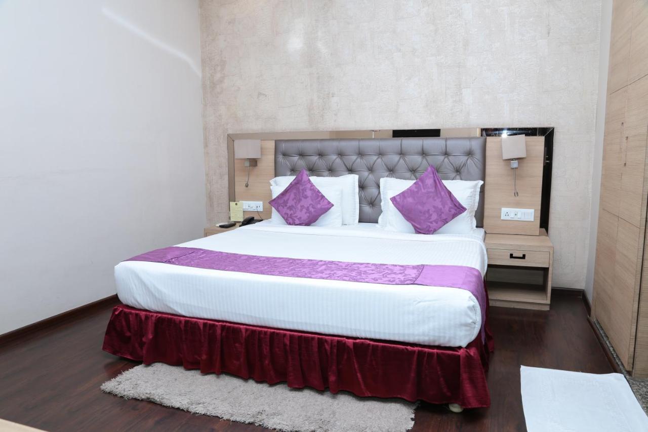 Kc Manor Hotel Jamshedpur Luaran gambar